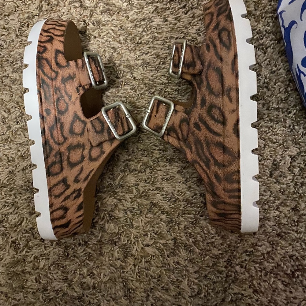 J Slides/cute